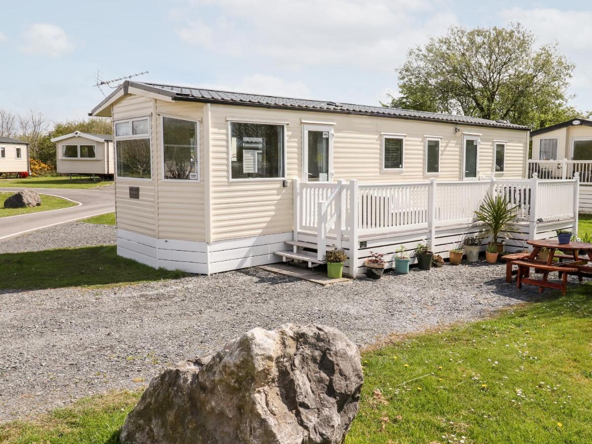 The Maples Vila Millom Exterior foto